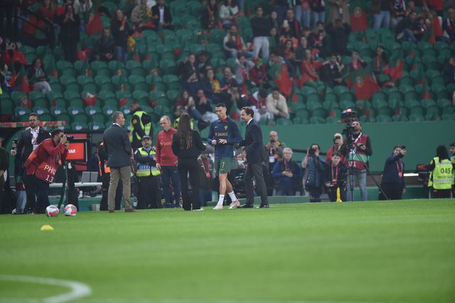 Presidente do Sporting com ofertas especiais para Ronaldo antes do Portugal-Islândia