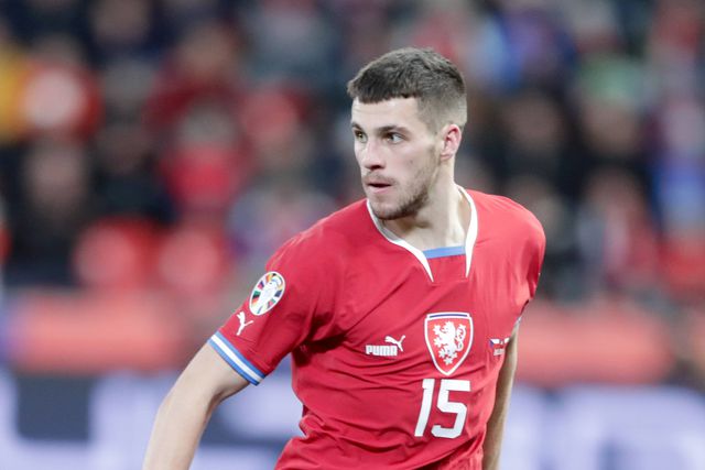 Escândalo beneficia Jurásek