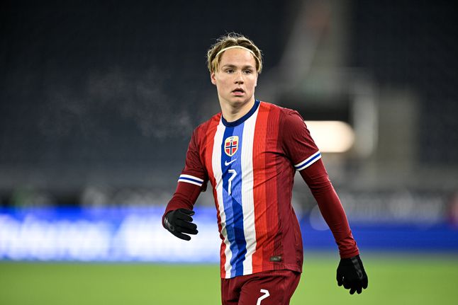 Noruega: Schjelderup deixa companheiros de boca aberta (vídeo)