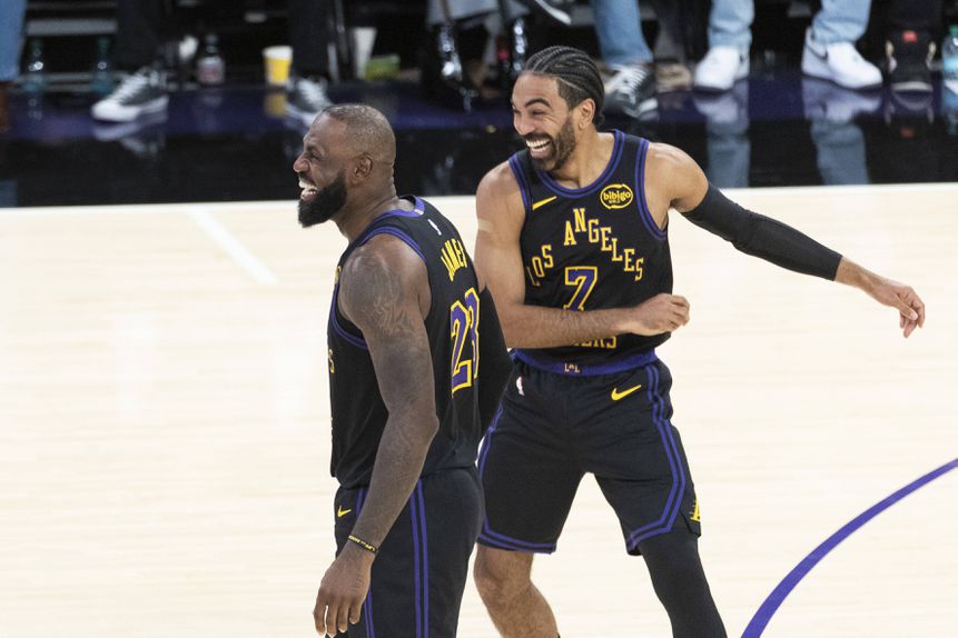 LeBron James começou inédita 23.ª temporada na NBA