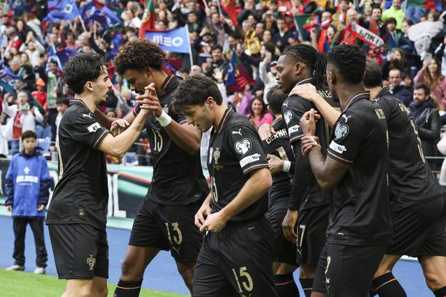 Portugal goleou a Arménia, por 9-1, após a derrota na Irlanda, por 0-2