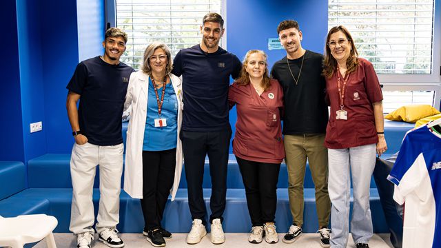 A visita de Cláudio Ramos e William ao Hospital de São João