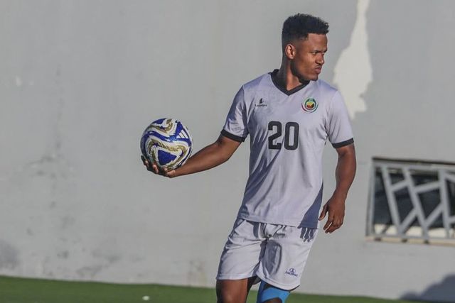 Geny Catamo defrontou Marrocos e Chade - Foto: Facebook Federação Moçambicana de Futebol