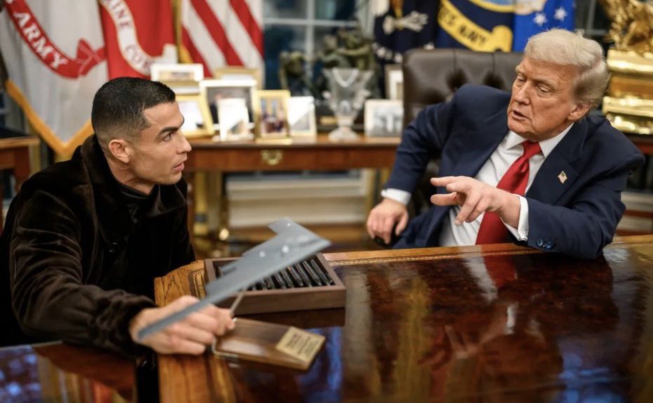 Cristiano Ronaldo com Donald Trump na Sala Oval - Foto: The White House