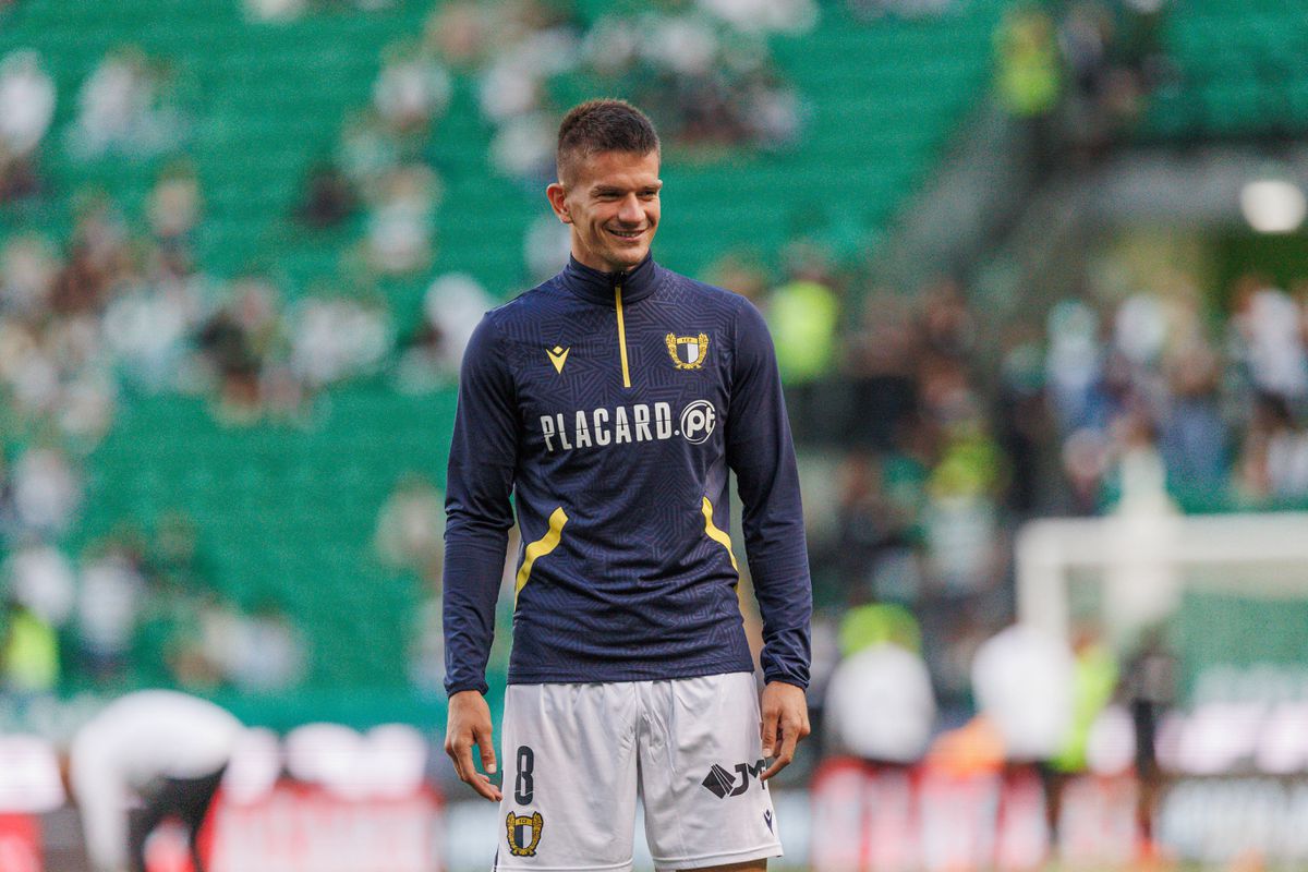 Mercado Famalicão: Mirko Topic cobiçado pelo Estrela Vermelha