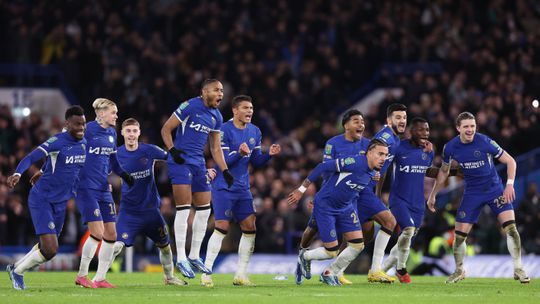 Taça da Liga: Chelsea e Fulham avançam para as meias-finais, Everton é eliminado