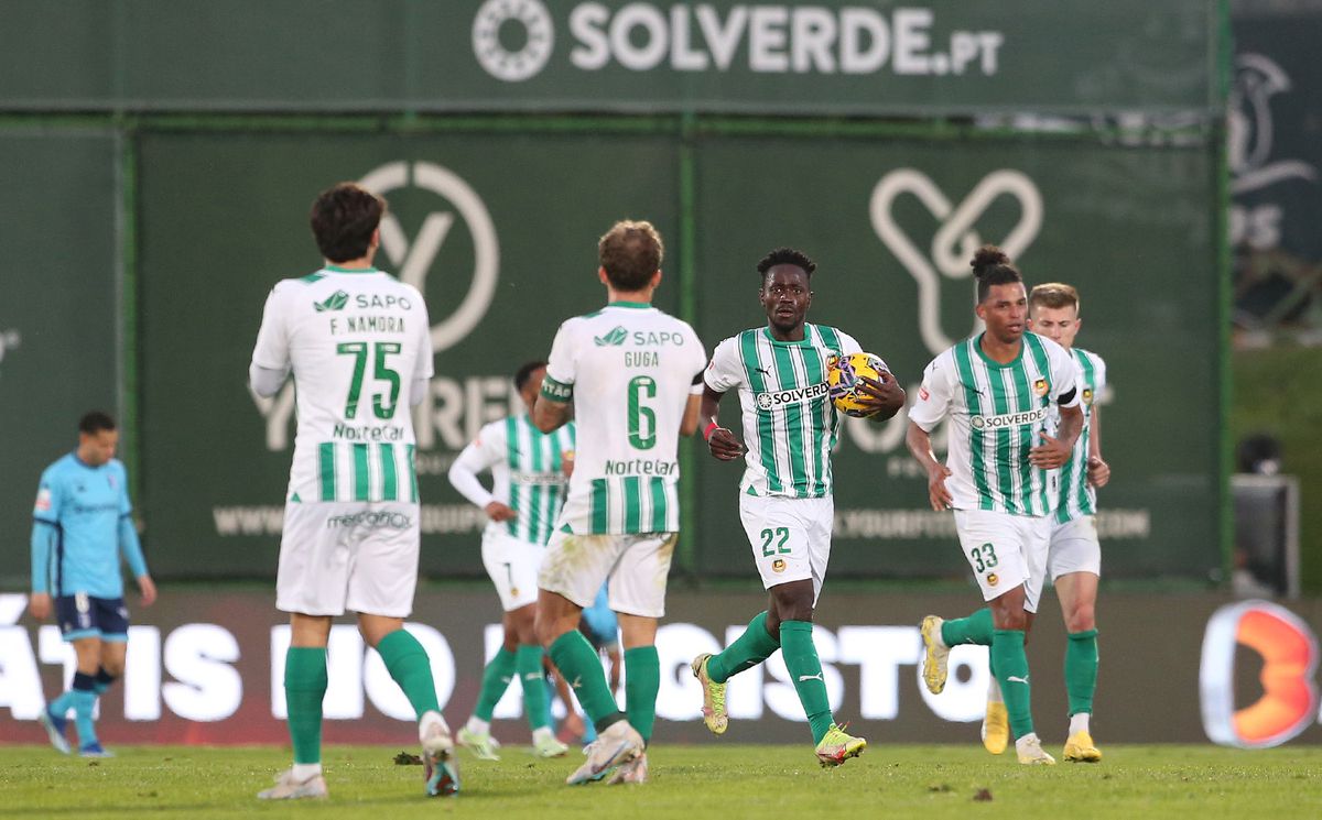 Rio Ave e Casa Pia empatam e seguem em séries sem vitórias na I