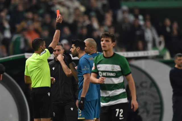 Plantel do FC Porto defendeu Pepe