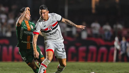 Treinador do São Paulo assume que contratação de ex-FC Porto foi um erro