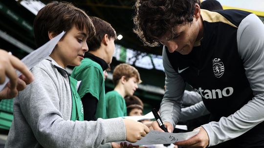 Sporting: treino em Alvalade teve assistência