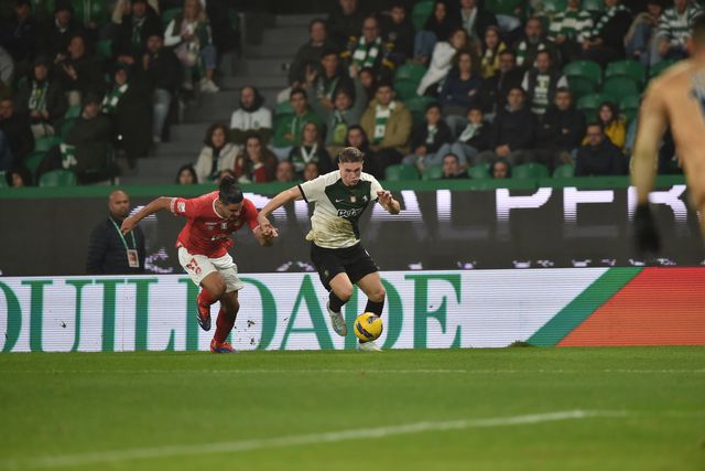 Destaques do Sporting: a jogar sobre brasas valeu frieza nórdica para marcar