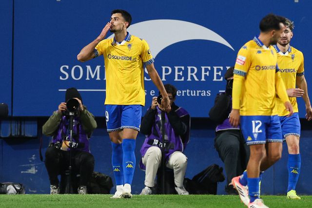 Número 19 faturou e recolocou o emblema da Linha na senda dos bons resultados - Foto: Tiago Petinga/LUSA