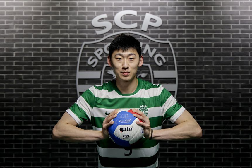 Yongzhen Li é leão - Foto: Sporting CP