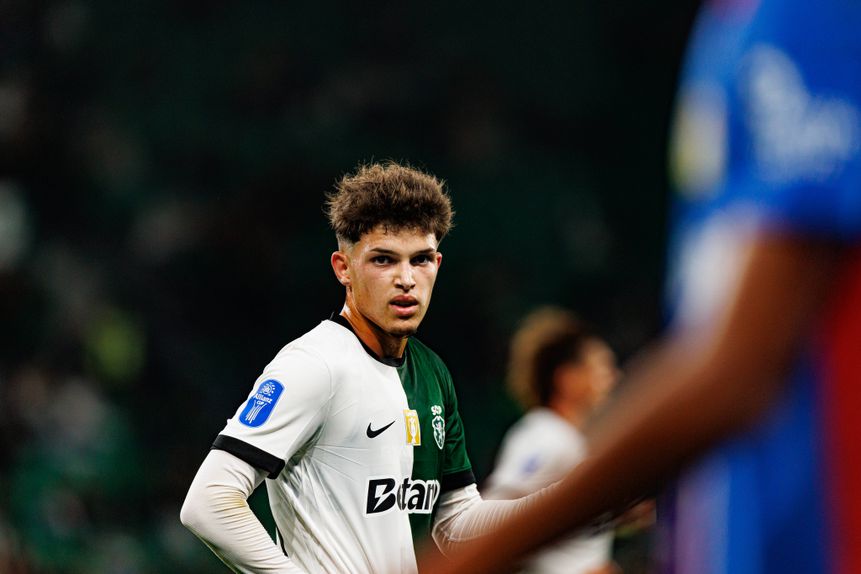 Flávio Gonçalves estreou-se pela equipa principal frente ao Alverca na Taça da Liga (Foto Maciej Rogowski/IMAGO)