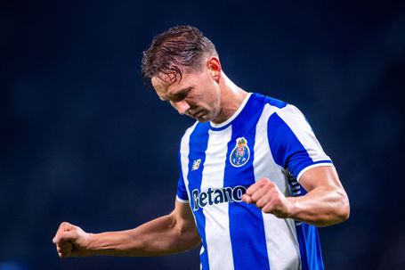 Luuk de Jong reage à operação