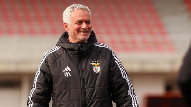 José Mourinho elogiou capacidade do Famalicão nos jogos fora de casa - Foto: SL Benfica