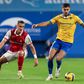 Golo de André Lacximicant vai dando vantagem ao Estoril na receção ao SC Braga - Foto: Tiago Petinga/LUSA