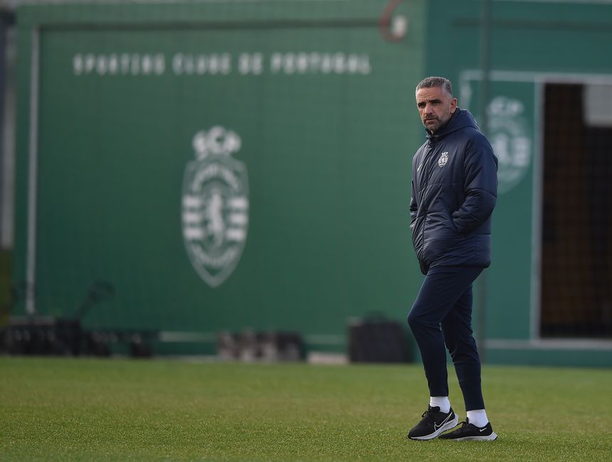Rui Borges, treinador do Sporting tem muitas dores de cabeça devido a lesões - Foto: Miguel Nunes