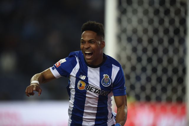 Atenção FC Porto: gigante italiano de olho em Wendell