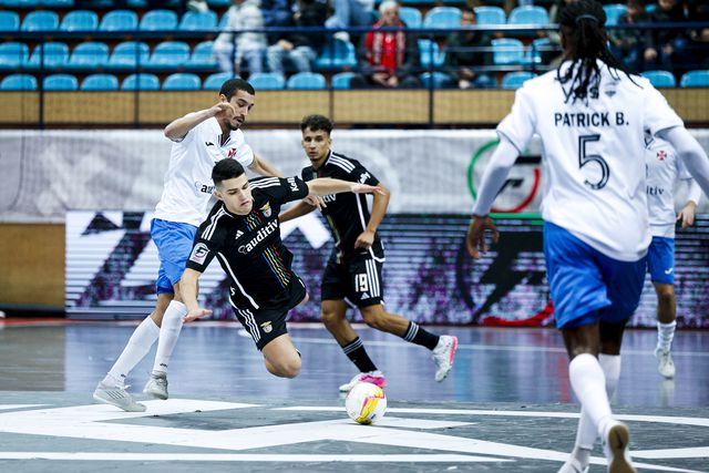 Taça da Liga: Benfica marca encontro com o Sporting na final