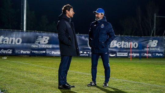 FC Porto: Villas-Boas no primeiro treino de José Tavares