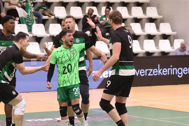 Equipa de voleibol do Sporting, 2024-25. Foto CEV