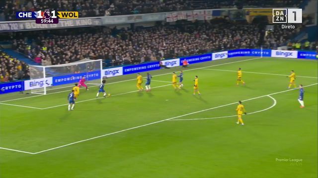 Cucurella aparece de surpresa e volta a colocar o Chelsea na frente