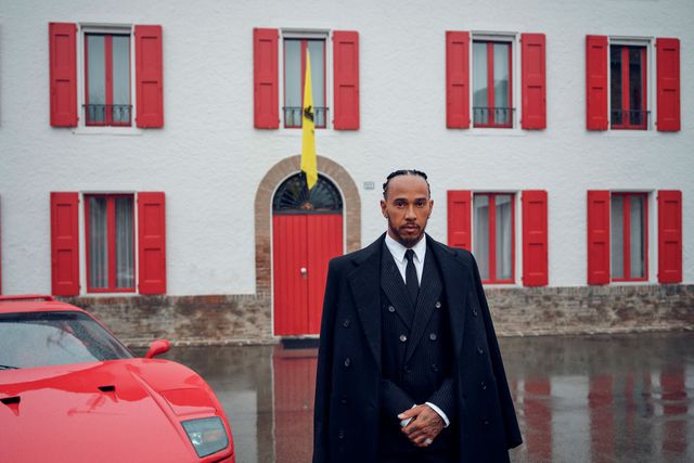 Começa a 'era Lewis Hamilton' na Ferrari: «Um dia que vou recordar para sempre»