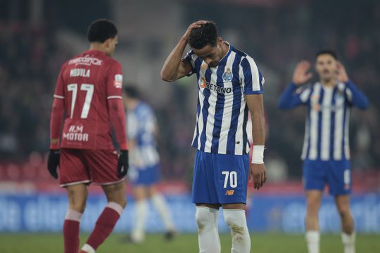 FC Porto: «Não é assim que se gere o balneário»