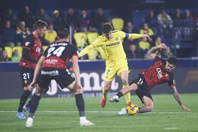 Villarreal 'avia' Maiorca de Samu Costa com quatro golos... em oito minutos!
