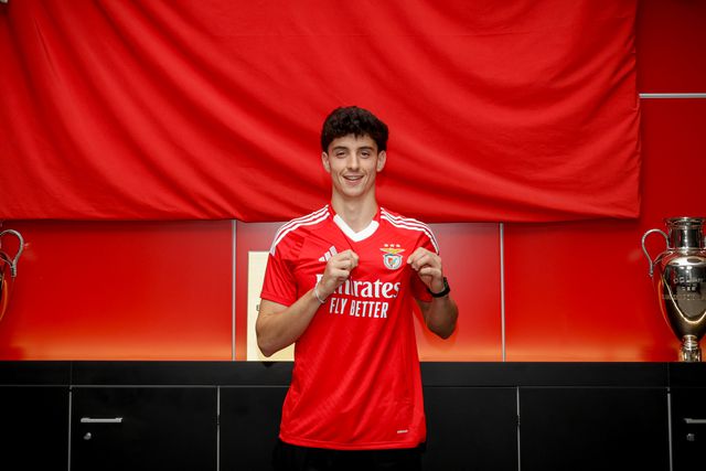 «Manu Silva é contratação muito boa da parte do Benfica, é 'upgrade' a Florentino»