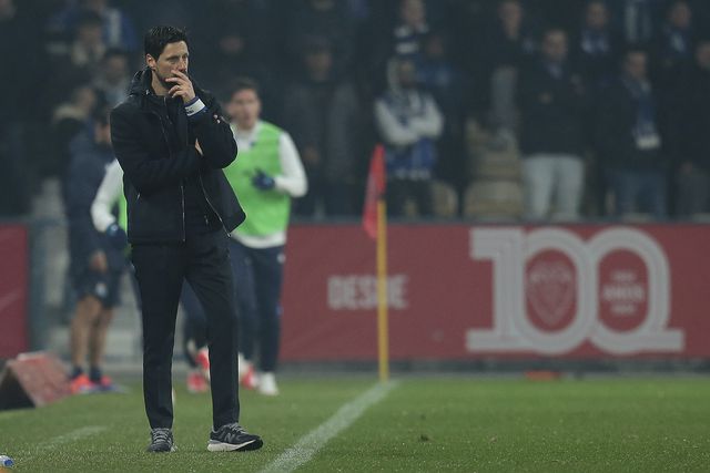 Vítor Bruno fez pouco mais de meia época ao serviço do FC Porto, mas o Botafogo aprecia as suas qualidades e pode avançar para a sua contratação