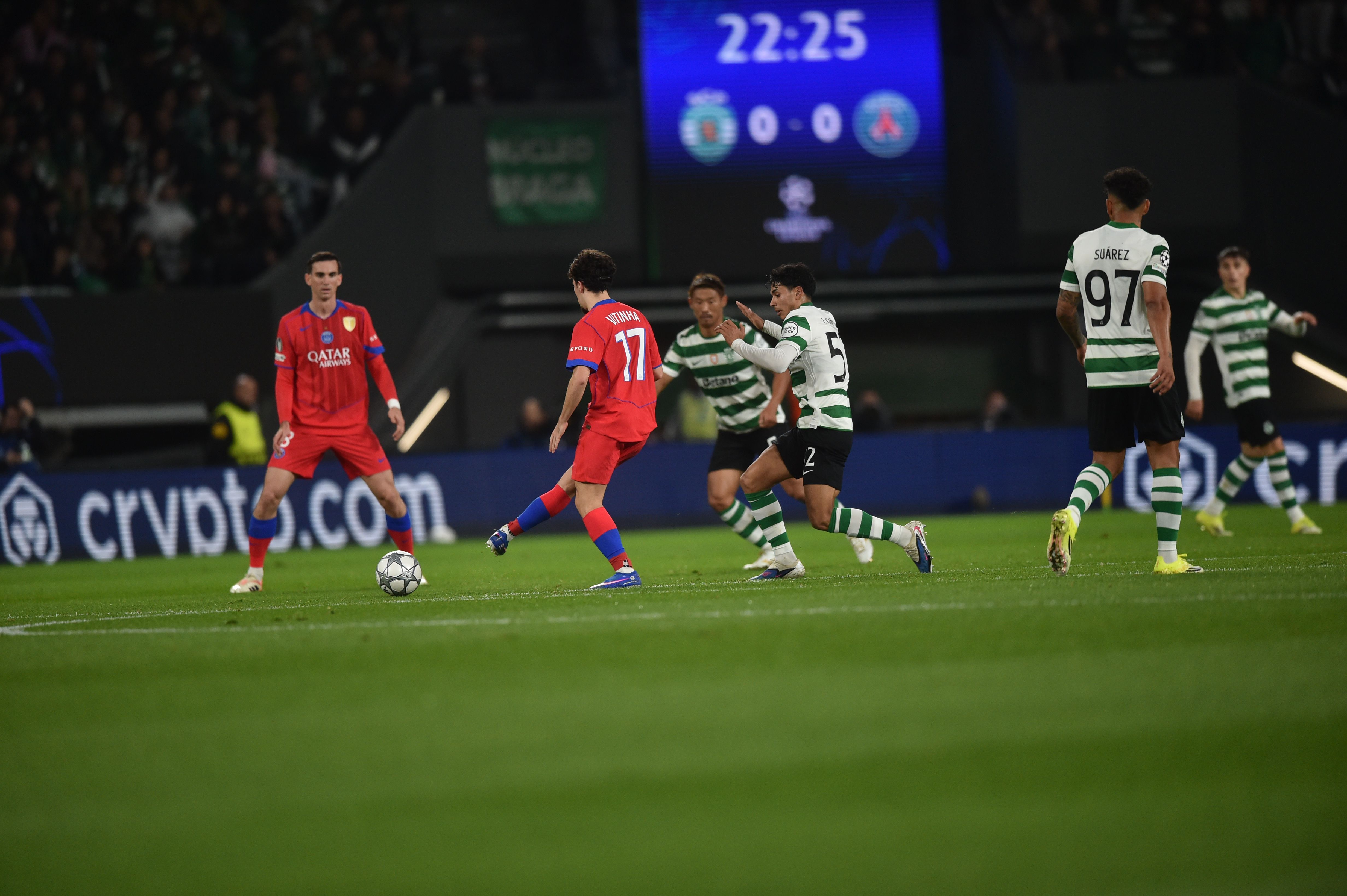 Vitinha alinhou de início no PSG. Foto: Miguel Nunes
