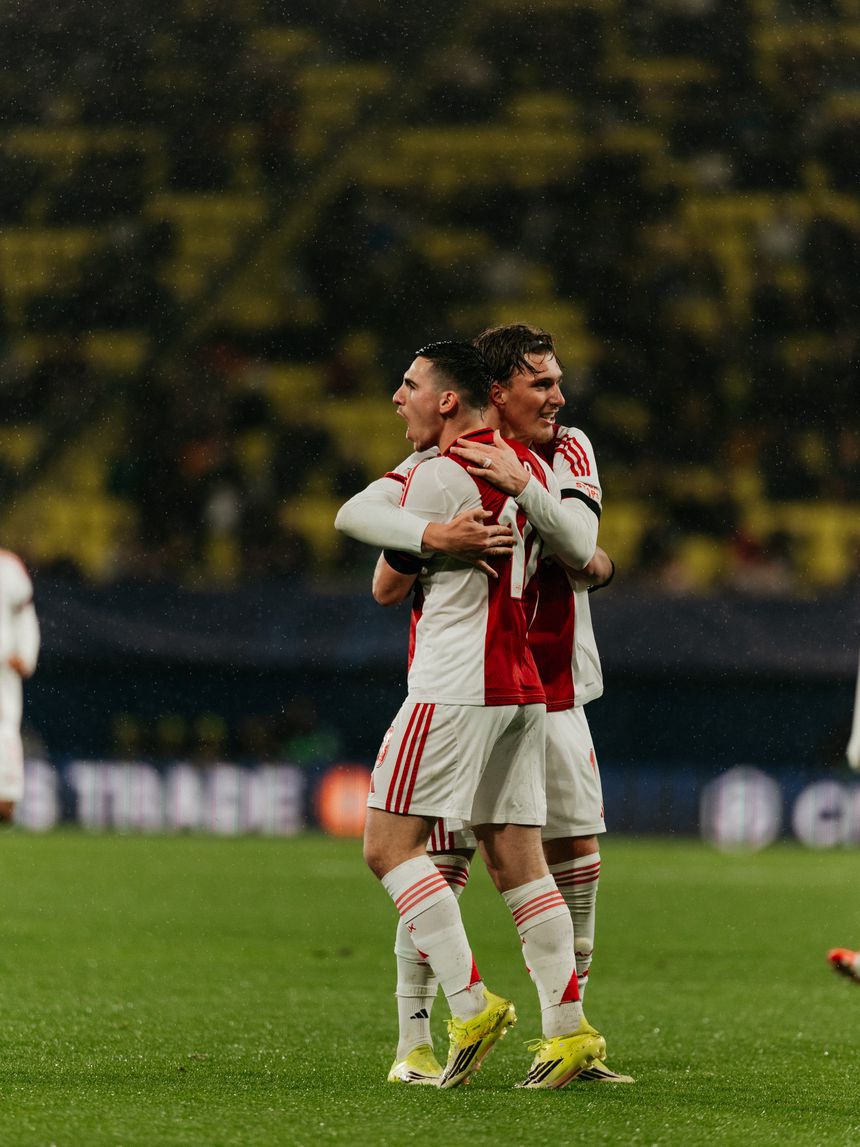 Ajax foi feliz - Foto: Ajax/X