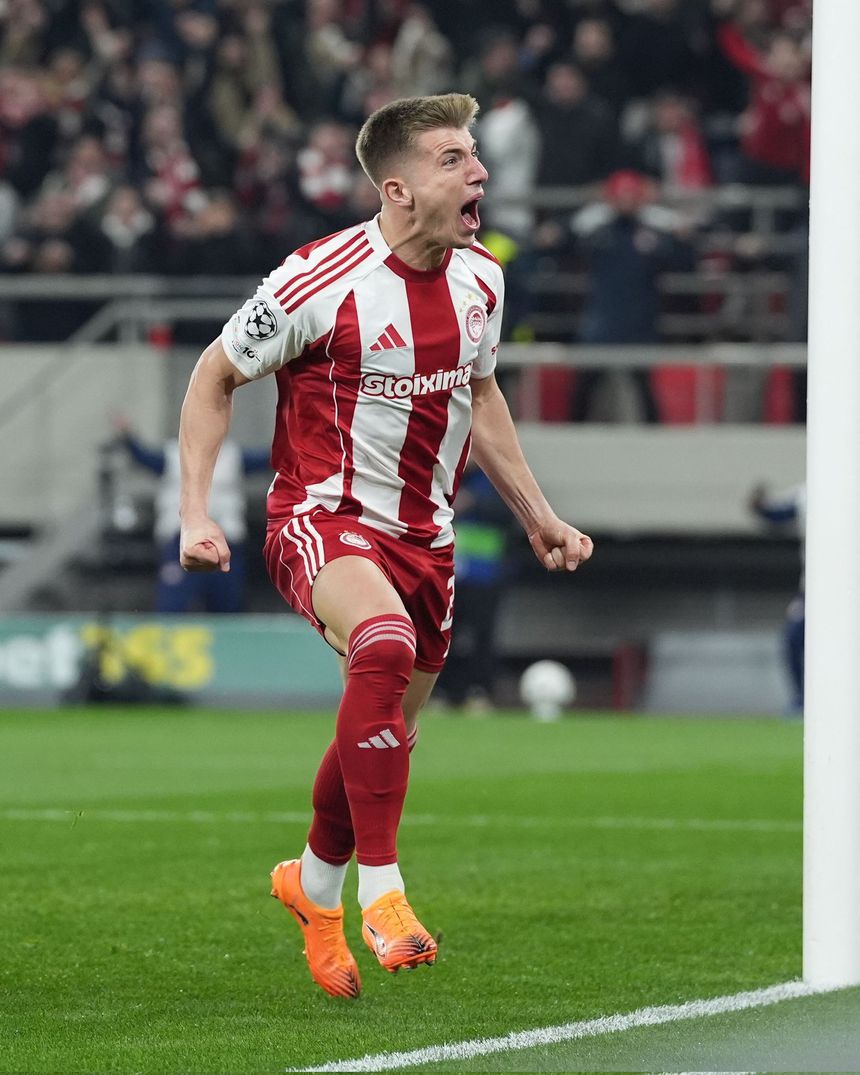 A festa de Costinha - Foto: Olympiacos