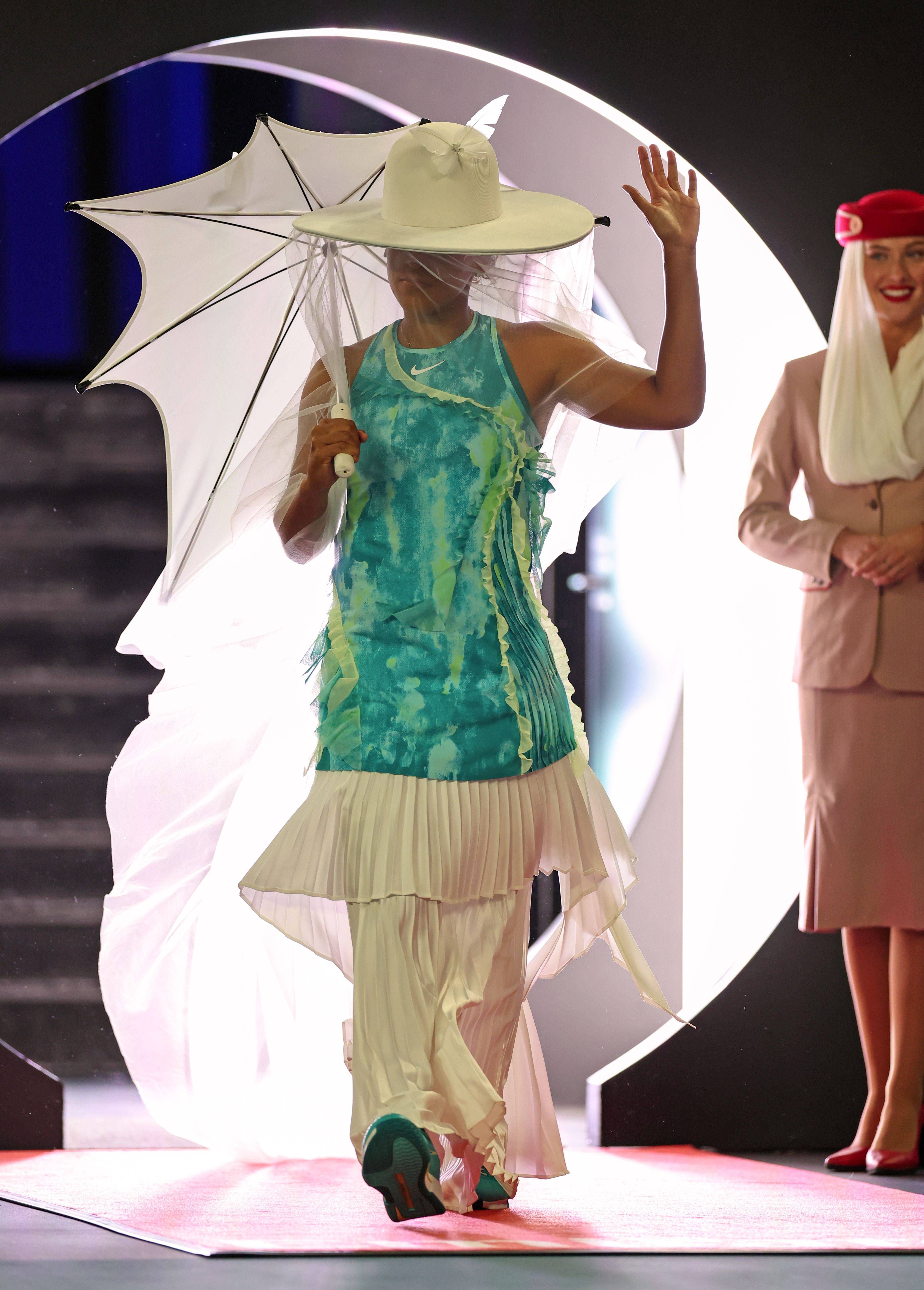 A entrada em court de Naomi Osaka para a estreia no Open da Austrália - Foto: Imago