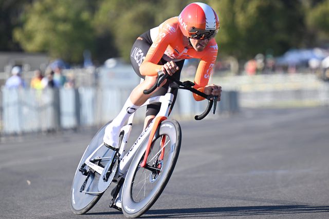 WorldTour arrancou na Austrália: Samuel Watson vence prólogo do Down Under