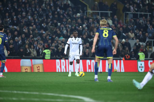 V. Guimarães: Beni, os três 'meninos' e o luxo do alívio