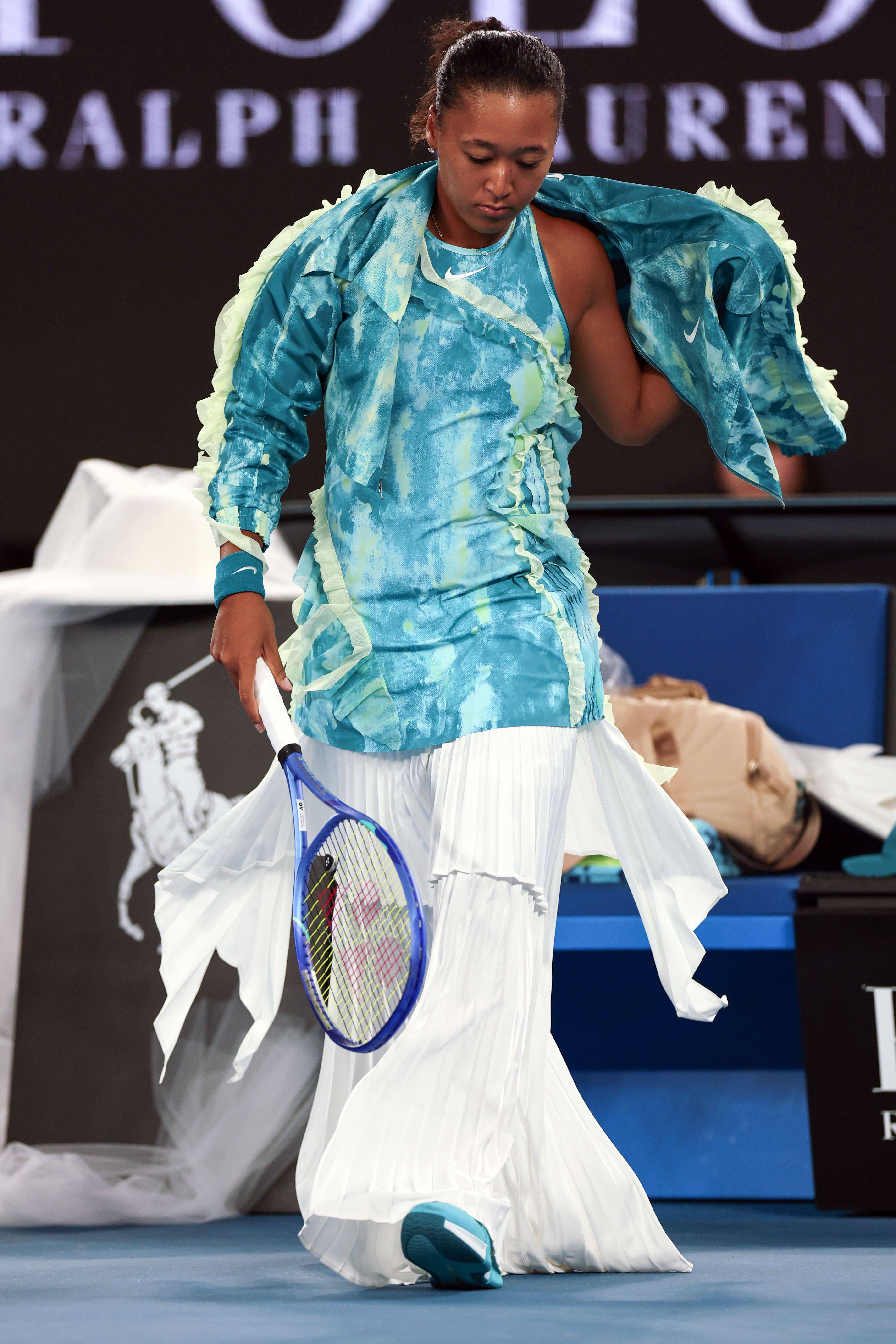 A entrada em court de Naomi Osaka para a estreia no Open da Austrália - Foto: Imago