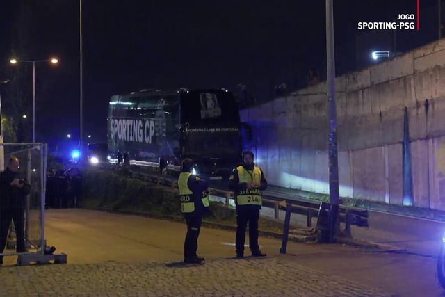 Muito incentivo na chegada da comitiva do Sporting a Alvalade