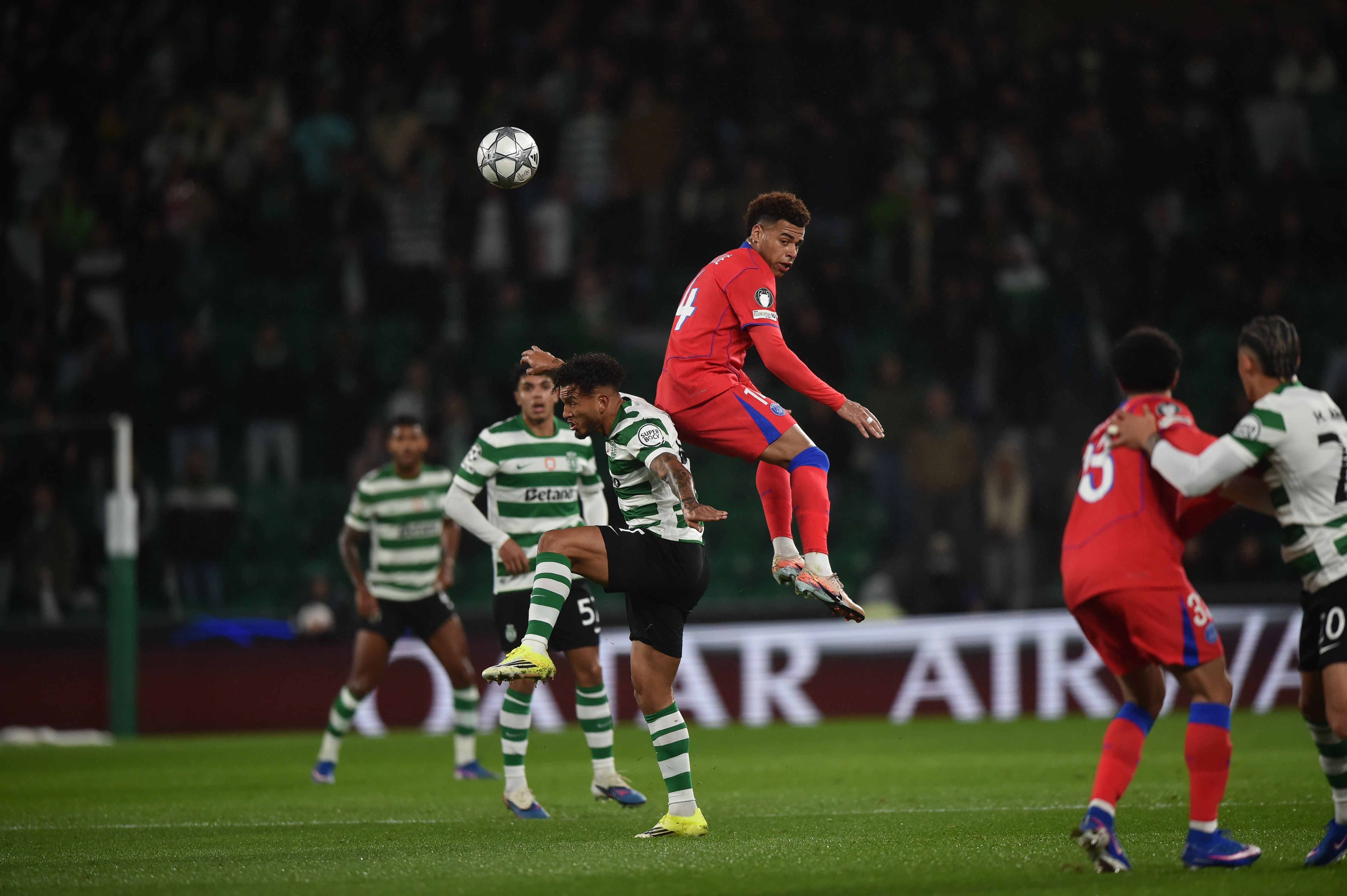 Doué nas alturas. Foto: Miguel Nunes