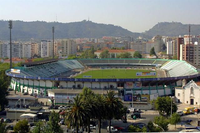 Vitória de Setúbal denuncia «agressões cobardes» de adeptos a jogadores