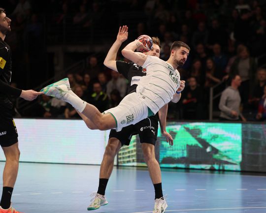 Sporting vence na Alemanha! É uma das maiores vitórias do andebol português!