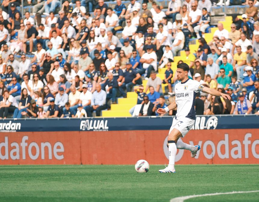 Enea Mihaj não alinhou frente ao Gil Vicente, devido a castigo, mas regressa agora às opções de Hugo Oliveira tendo em vista novo dérbi minhoto, desta feita com o Moreirense