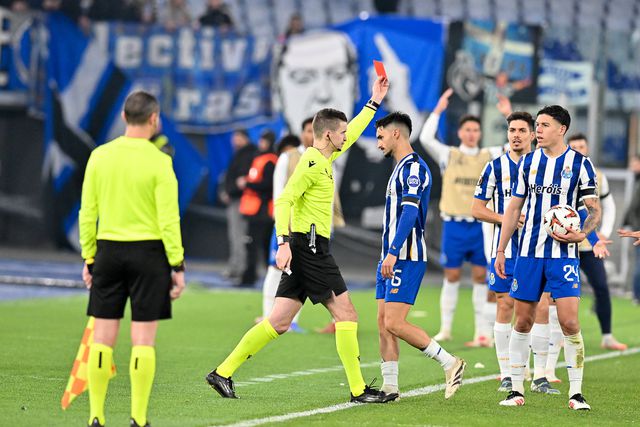 Duarte Gomes fala em «dois erros relevantes» no Olímpico