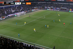 Bela prenda para Mourinho e En-Nesyri no golo do Fenerbahçe (vídeo)