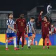 Dybala foi o melhor em campo no Roma-FC Porto