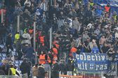 Violência entre adeptos do FC Porto em Roma, com os seguranças do estádio olímpico