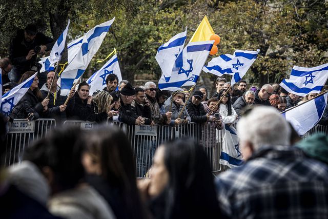 Três autocarros explodiram em Telavive