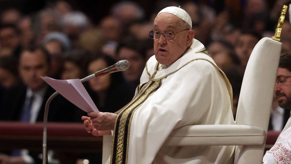 Papa Francisco está hospitalizado desde sexta-feira com uma pneumonia bilateral (Foto: IMAGO)